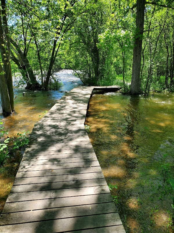 1000 Islands Environmental Center - Image 1