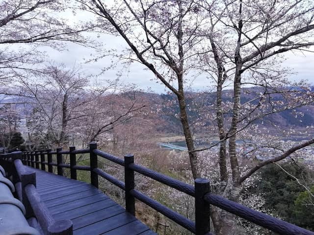 Yoshiishiroyama Park - Image 1