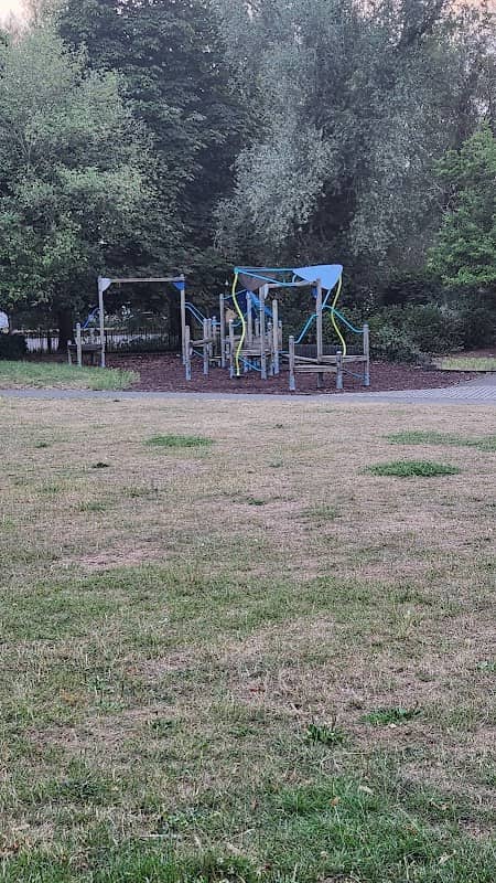 Peachcroft Park - Image 1