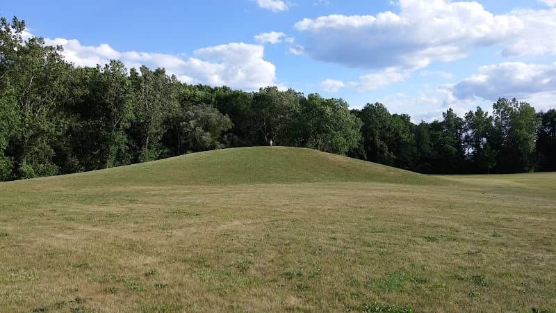Maynard "Red" Aurand Memorial Park - Image 2