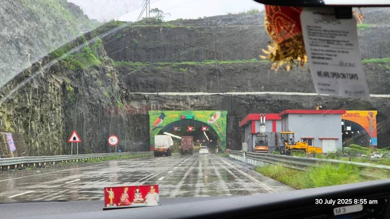 Saralambe tunnel - Image 1