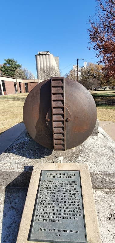 Military Park Newton Kansas - Image 1