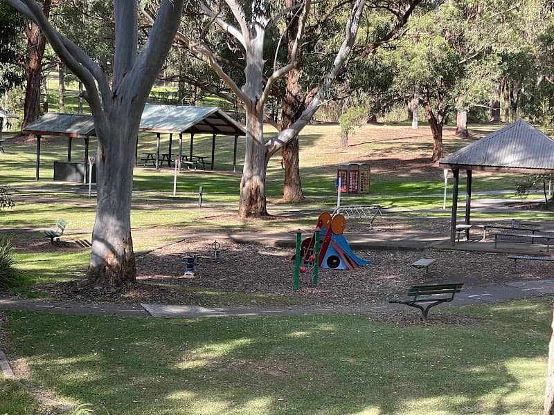 Crestwood Parks - Image 1