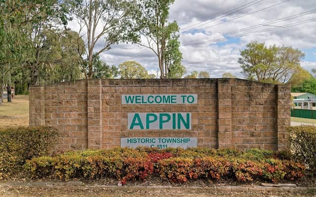Welcome To Appin Sign (Northern Approach) - Image 1