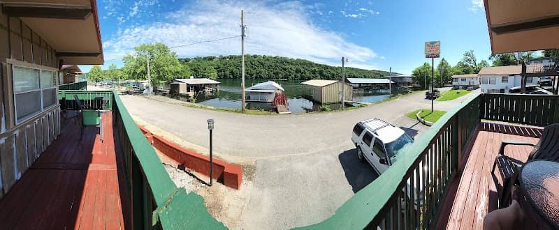 Duck Harbor Resort - Image 1