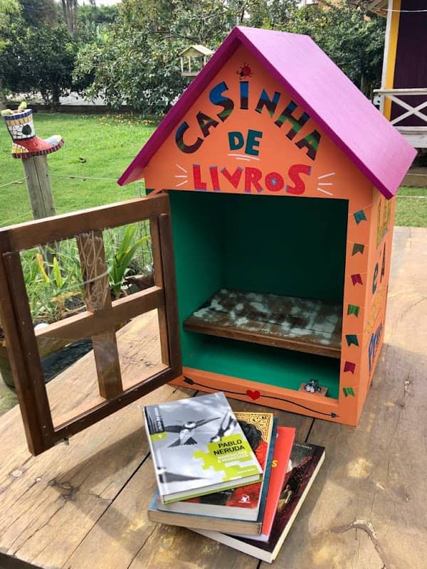 Casinha de Livros de BC - Image 2