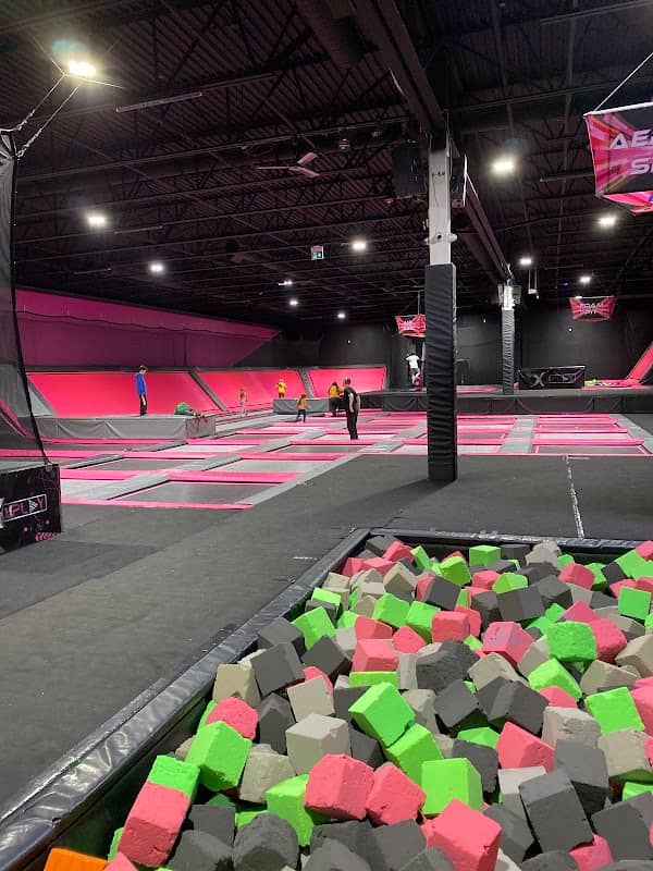 X-Play Trampoline Amusement Park - Image 1