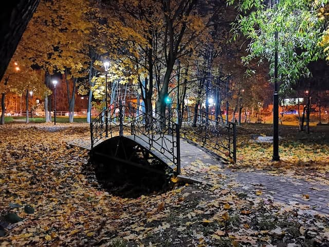 Victory Square - Image 1