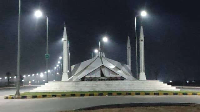 Faisal Mosque (Model) - Image 1