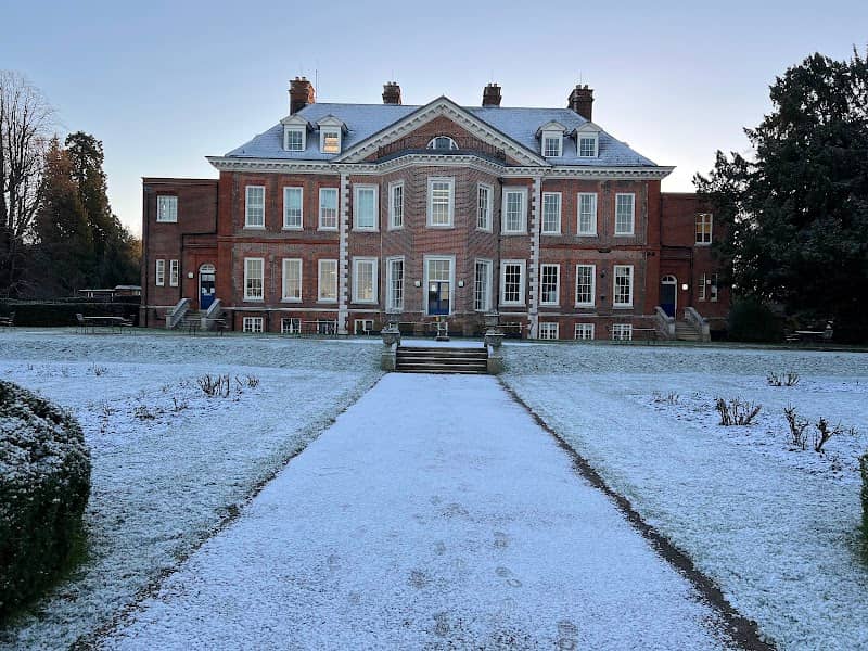 The Childrens Trust Grounds - Image 2