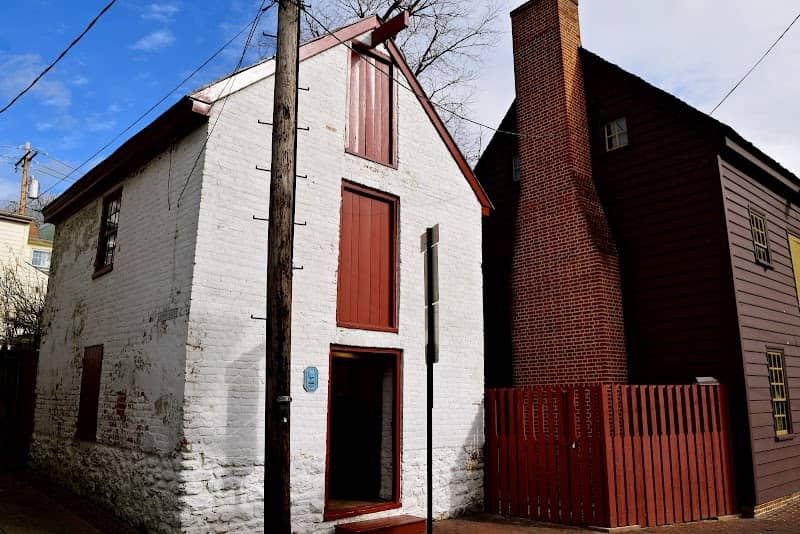 Waterfront Warehouse - Image 1