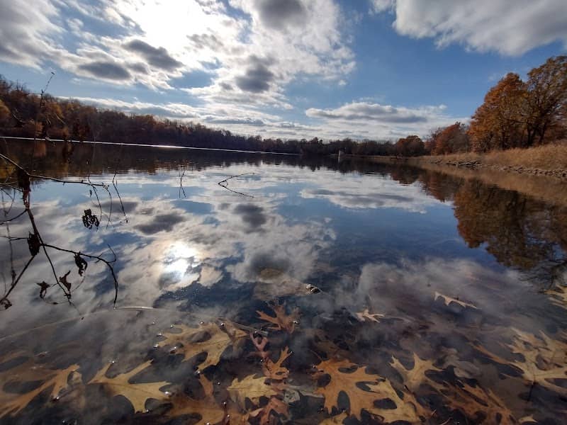 Collinsville Lake Trails - Image 1