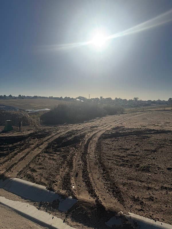 the hill - Image 1