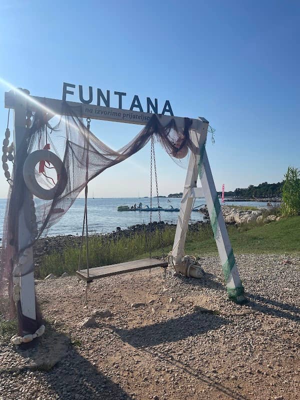 Funtana Swing - Image 1