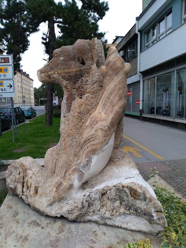 Kuna u skoku - Image 1