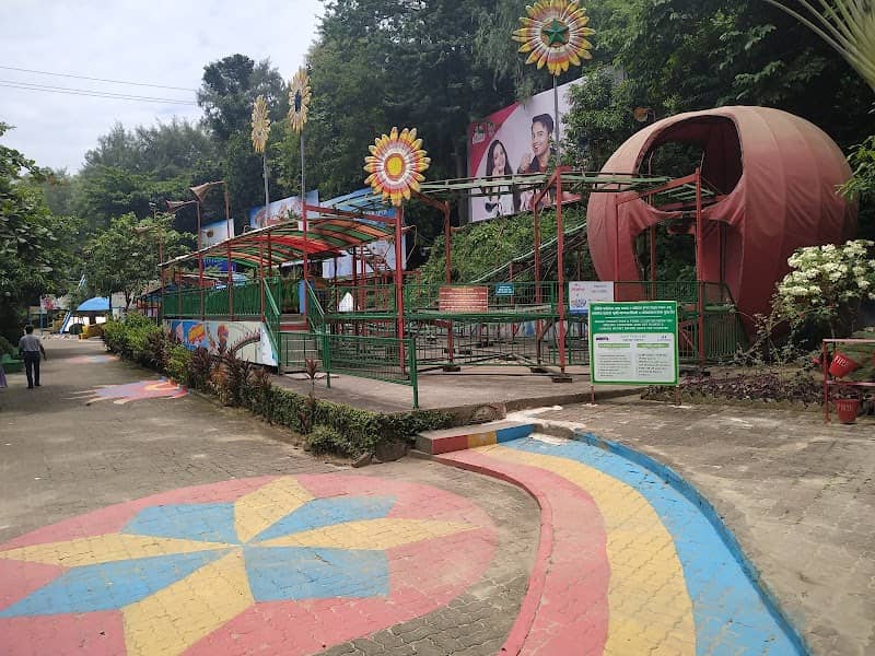 Foy’s Lake Concord Amusement World - Image 3