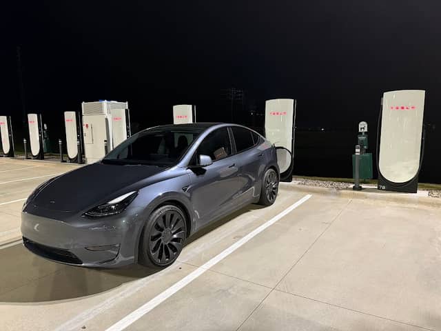 Tesla Supercharger - Image 1