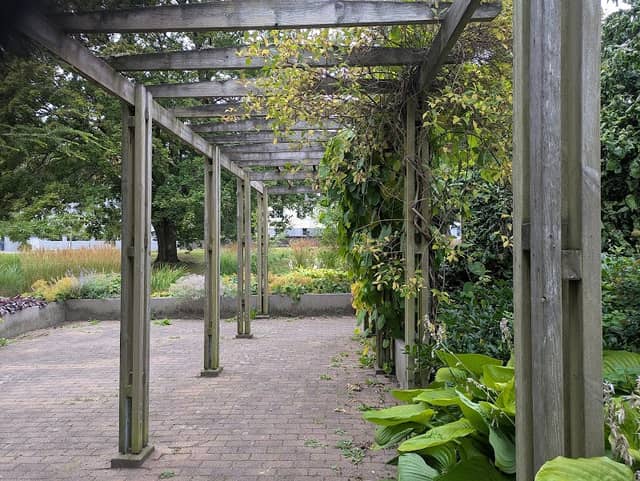 Sinnenas park - Image 2
