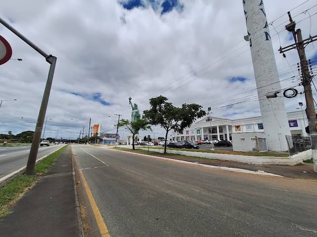 Estátua da Liberdade - Havan Parolin - Image 1