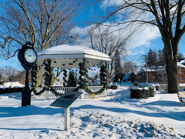 Station Park - Image 1