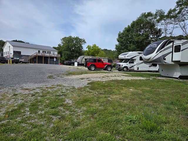 Bradley RV SITES - Image 2