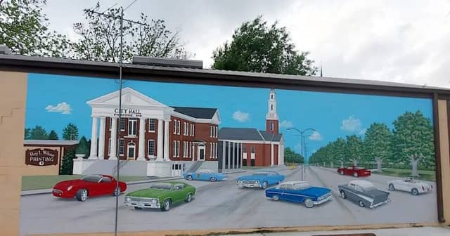 Picayune City Hall Mural - Image 2