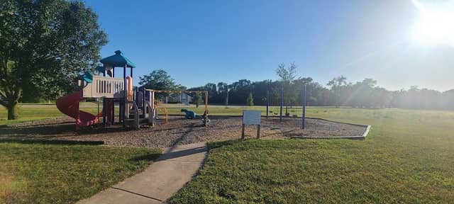 Renwick Park - Image 1