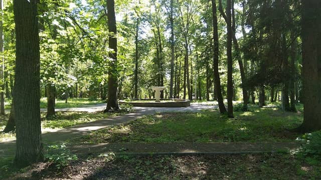 Children's park - Image 1