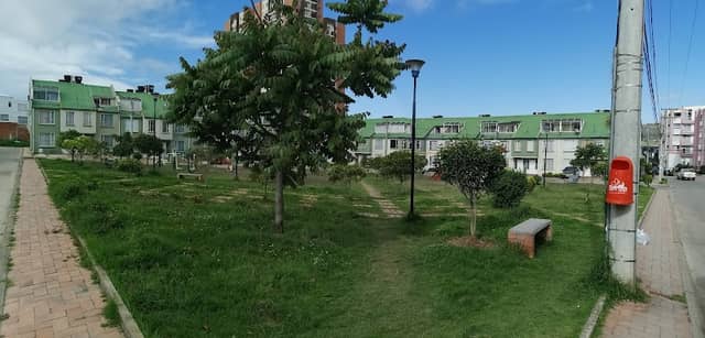 Infantil de Parques Del Nogal Park - Image 1