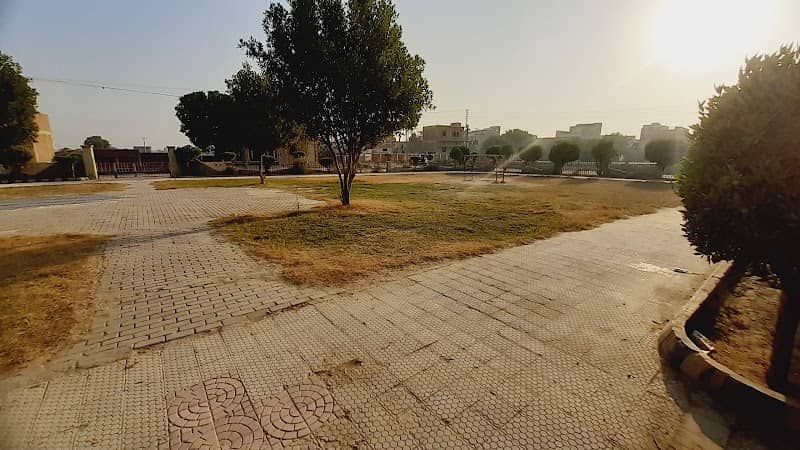 Abdullah garden park - Image 1
