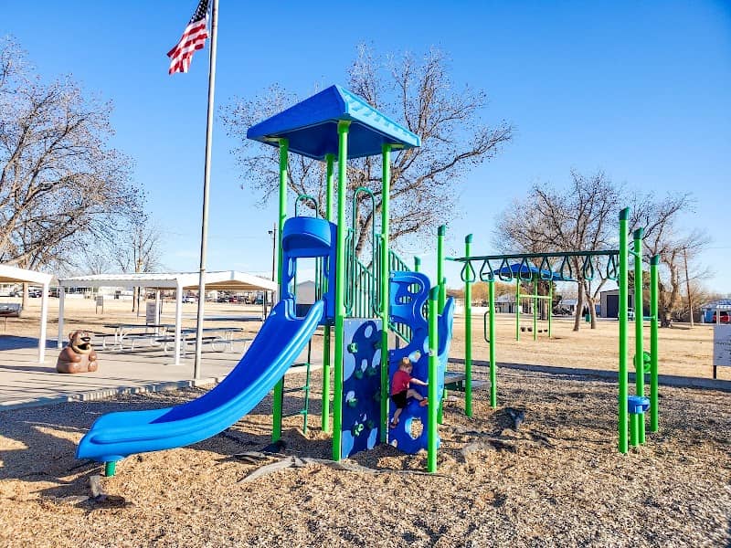 Plaza Park - Image 1