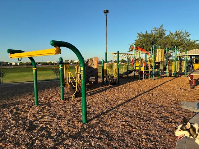 Sherwood Park - Image 1