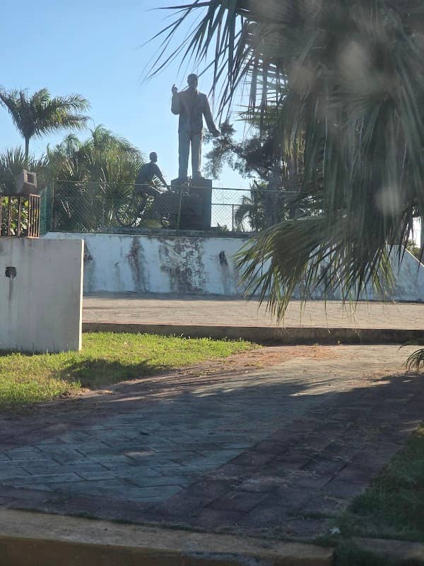 2H-Parque Peña Gomez - Image 2