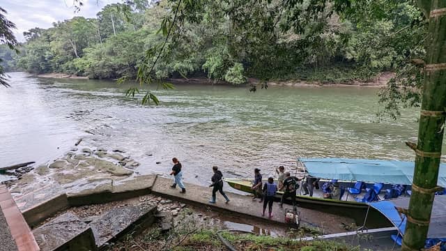 River Boat on Rio Arajuno - Image 2