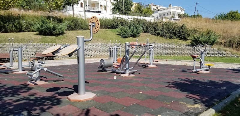 Münir Özkul Park - Image 1