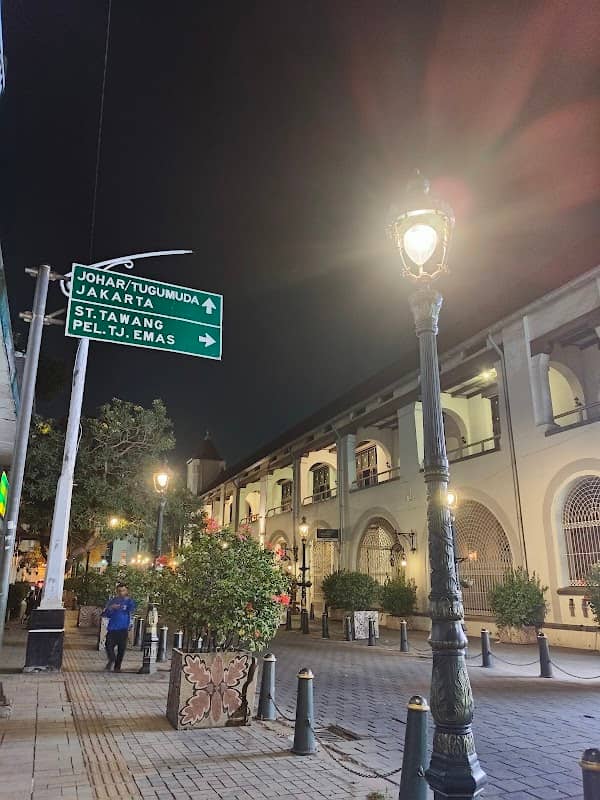 Wisata Millennial Kota Lama Semarang - Image 3