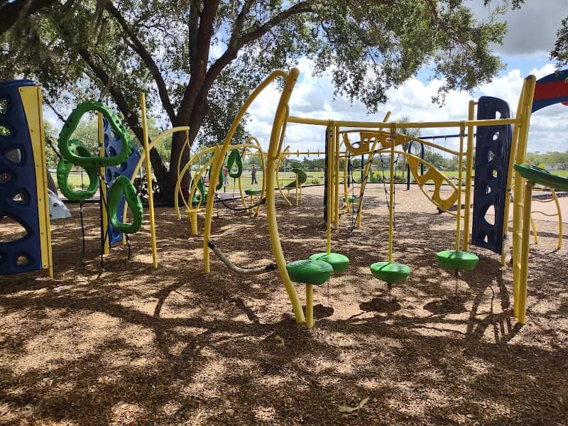 Hendry LaBelle Civic Park - Image 1