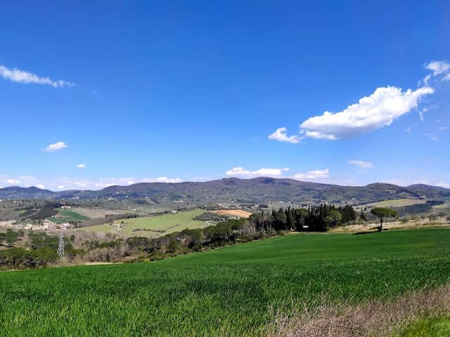 Scenic Chianti’s door - Image 1