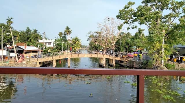 Pallathuruthy Back Waters - Image 3