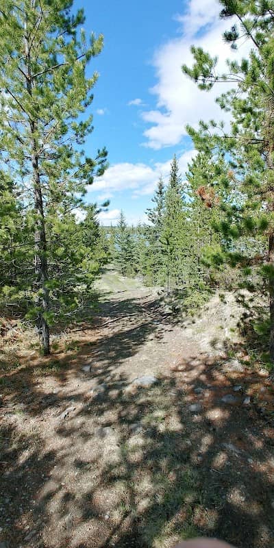 Flat Lake Provincial Park - Image 2