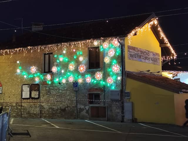 The Leggiuno Magic Light Of Christmas - Image 1