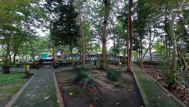 Taman Raja Bunu Kuala Kapuas - Image 1