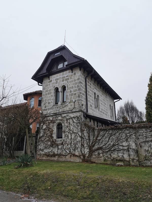 Walla- kastély és villa - Image 1