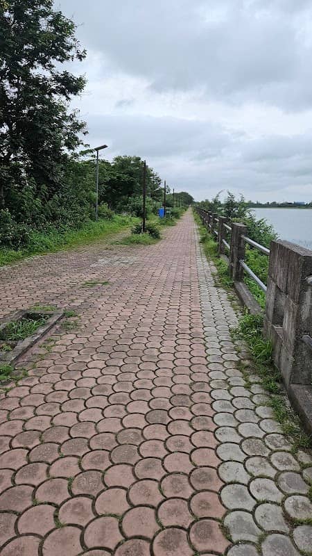 Mahalakshmi Lake - Image 1