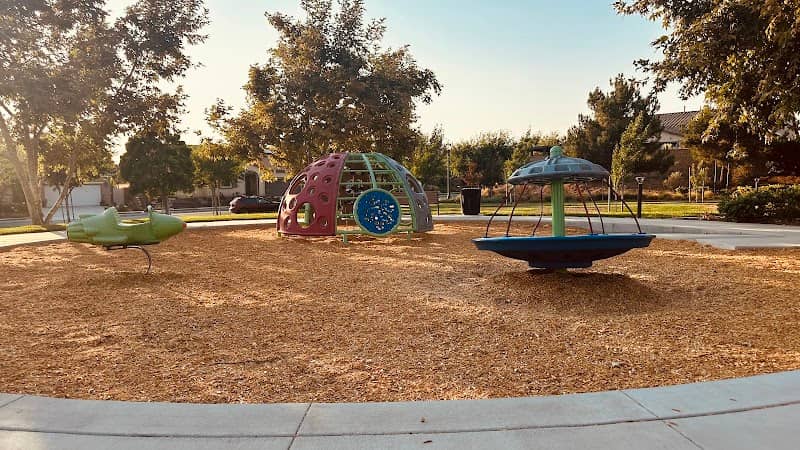 Spaceship Park - Image 4