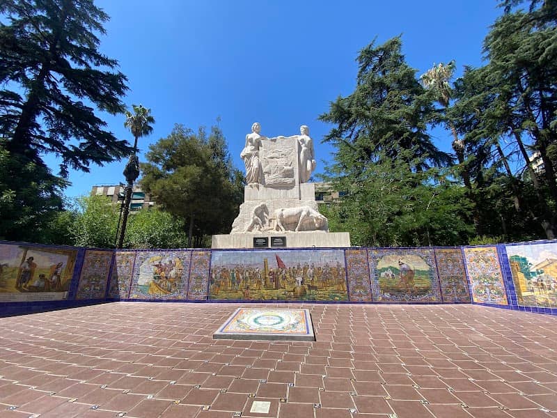 Plaza España - Image 2