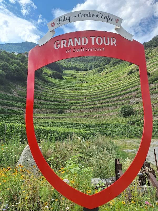 Grand Tour of Switzerland - Photo Spot Fully Combe d'enfer - Image 1