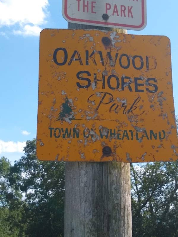 Oakwood Shores Park - Image 1