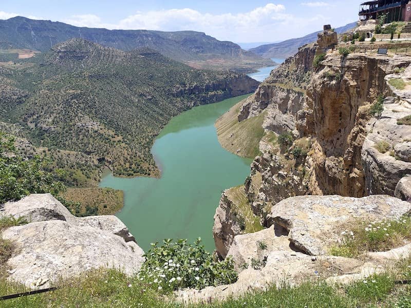 Siirt delikli taş - Image 1