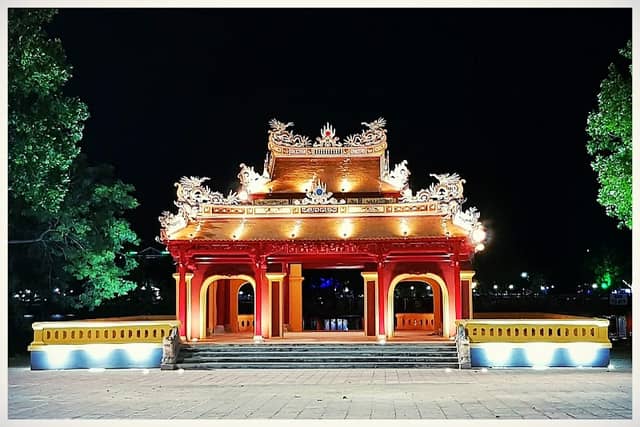 Phu Van Lau - Image 3